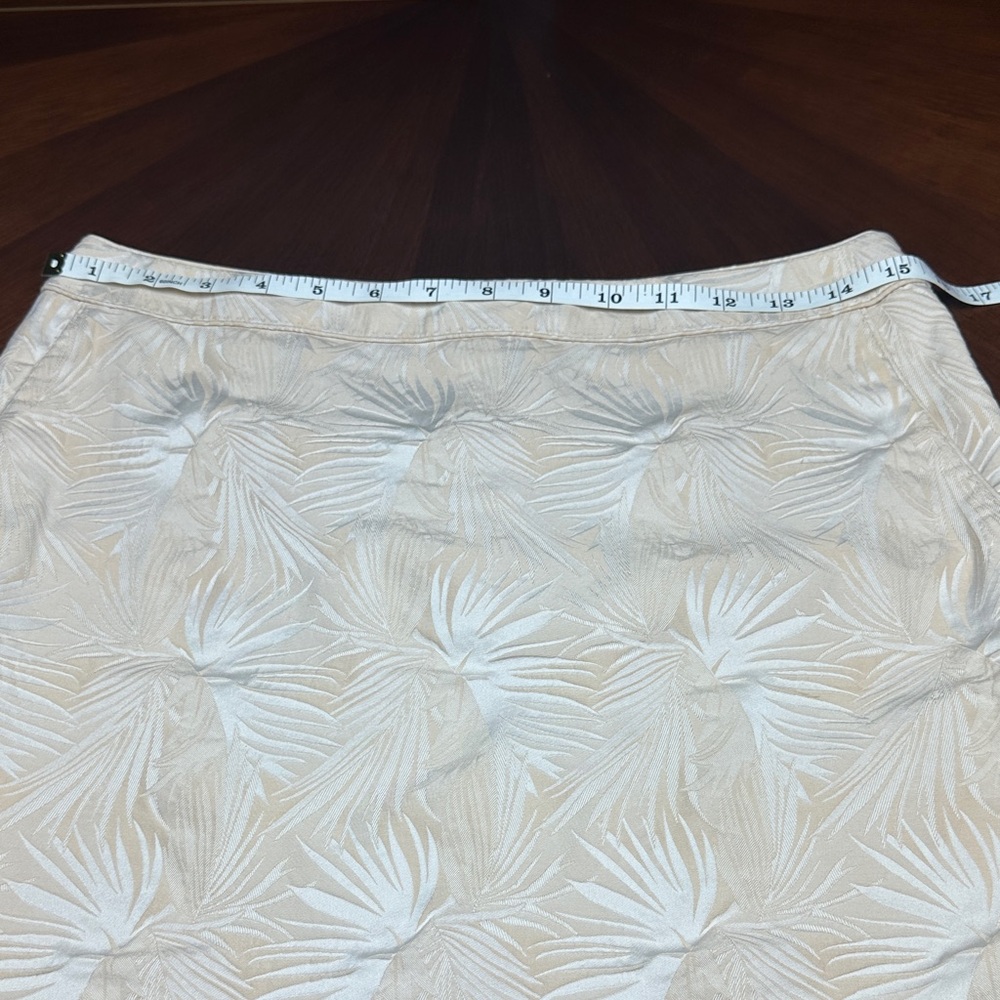 Max Mara Beige Jacquard Skirt Suit • Elegant Tailored Two-Piece • Size 6 - Picture 14 of 16